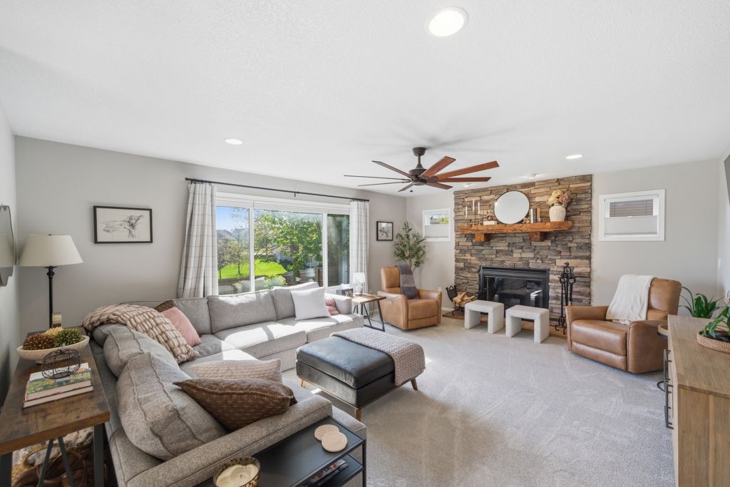 Listing Photo: 1935 SE Prairie Creek Dr, Waukee, IA 50263-11